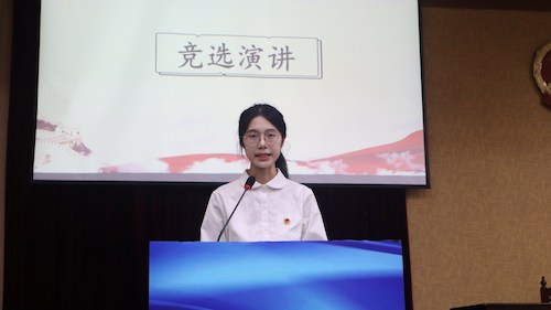 成人电影
第三届团委学生会换届大会圆满举办8